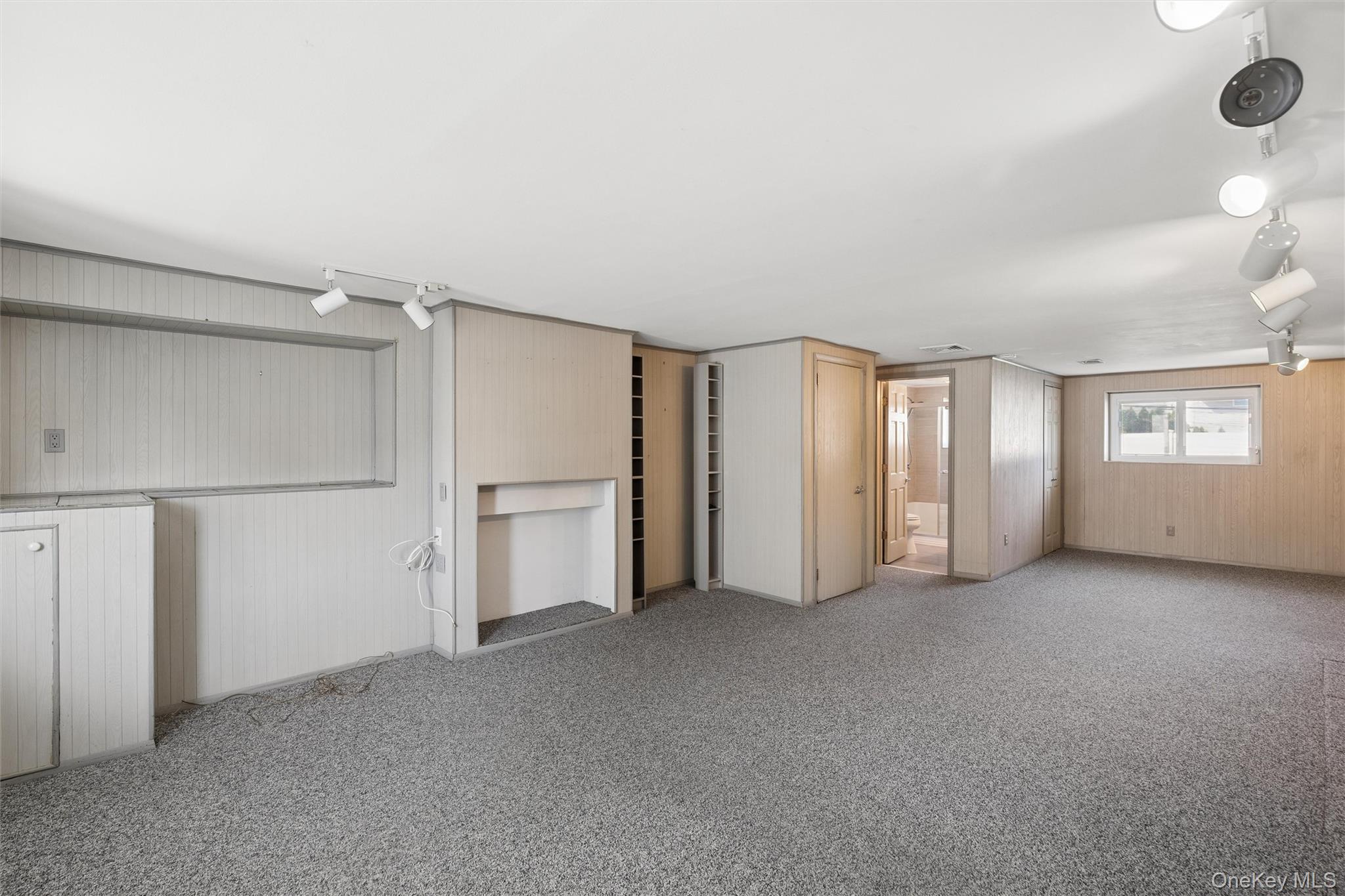 52 Narcissus Avenue Property Photo 17