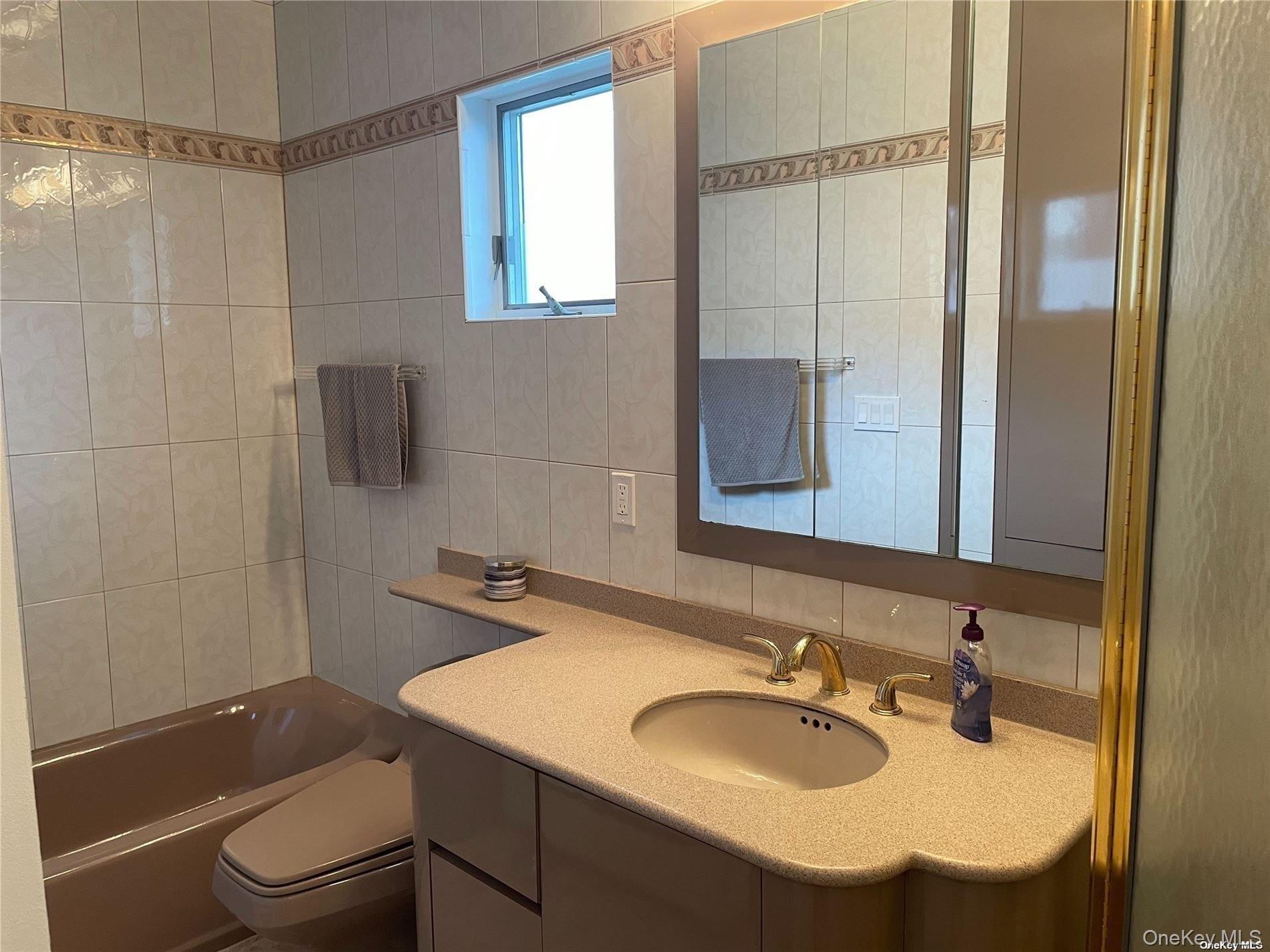 40 Malone Avenue Property Photo 11
