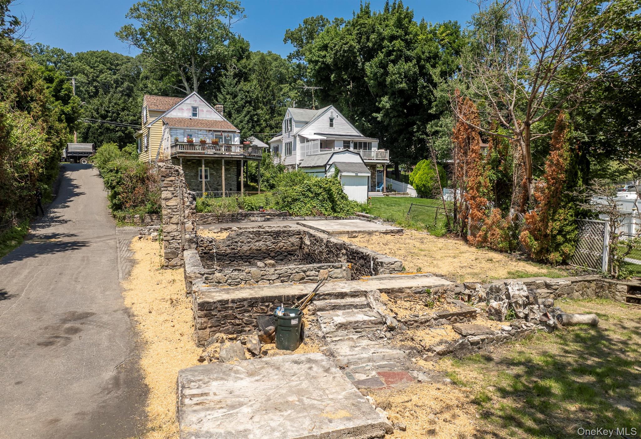 68 W Lake Boulevard Property Photo 8
