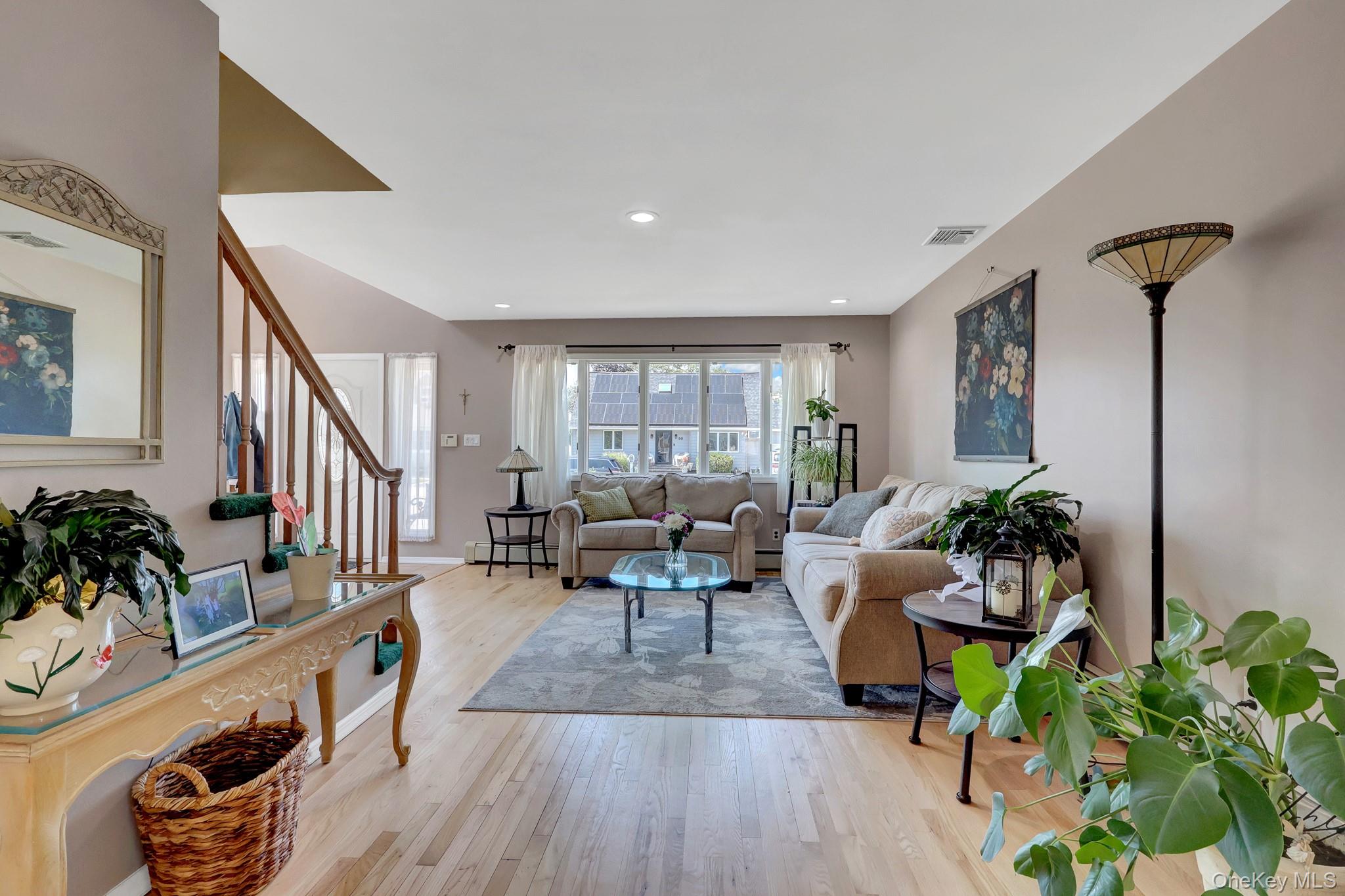 91 Charles Avenue Property Photo 4