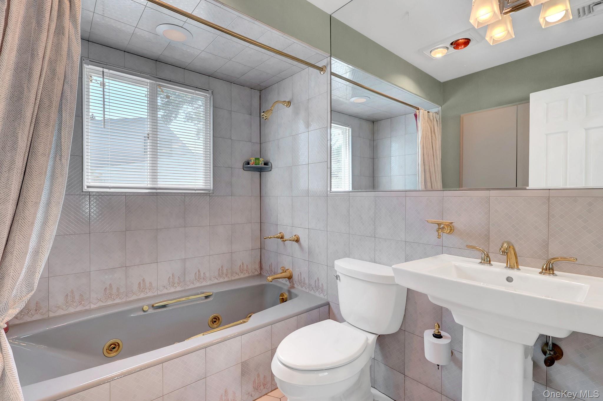 91 Charles Avenue Property Photo 13