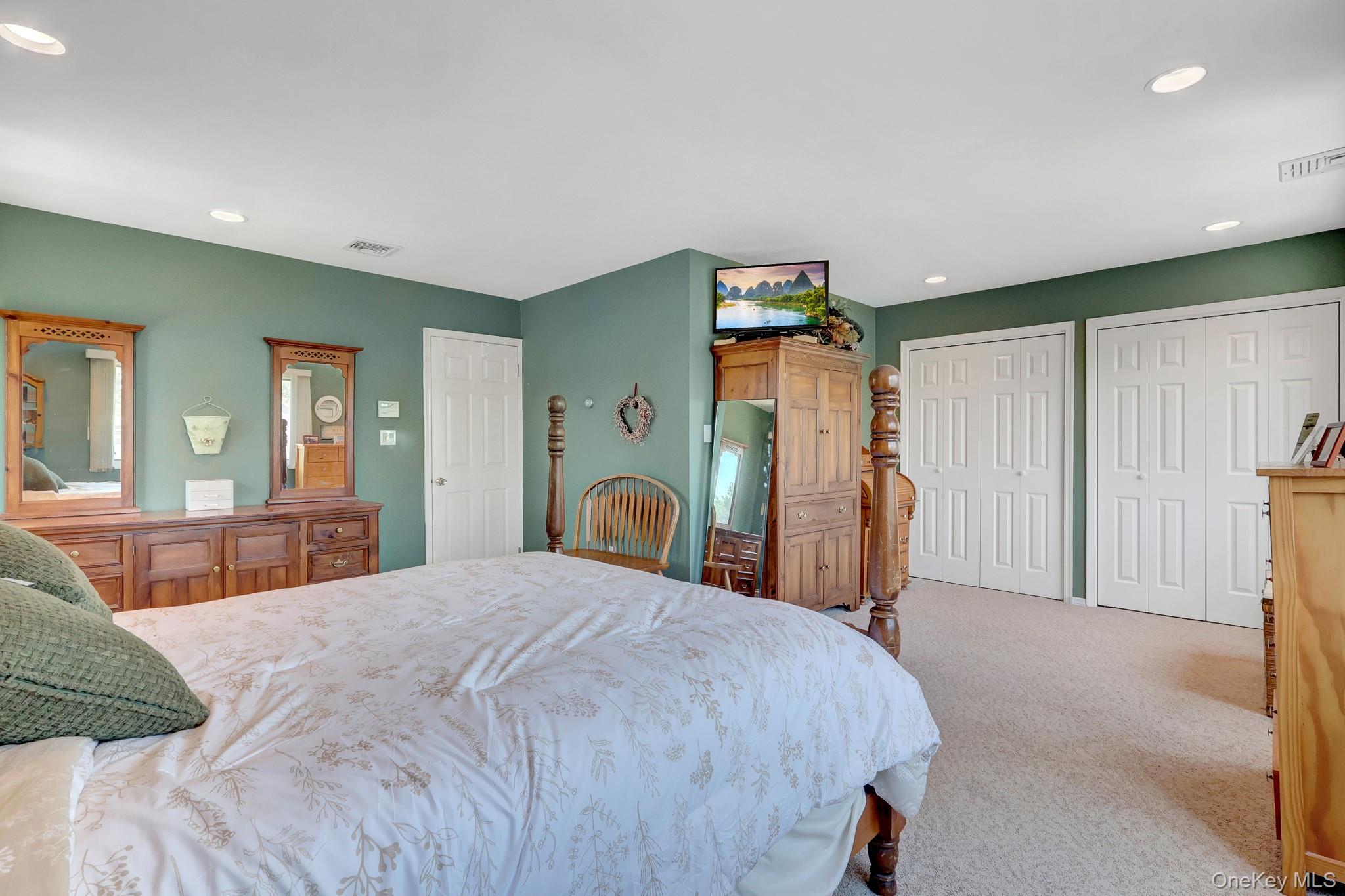 91 Charles Avenue Property Photo 16
