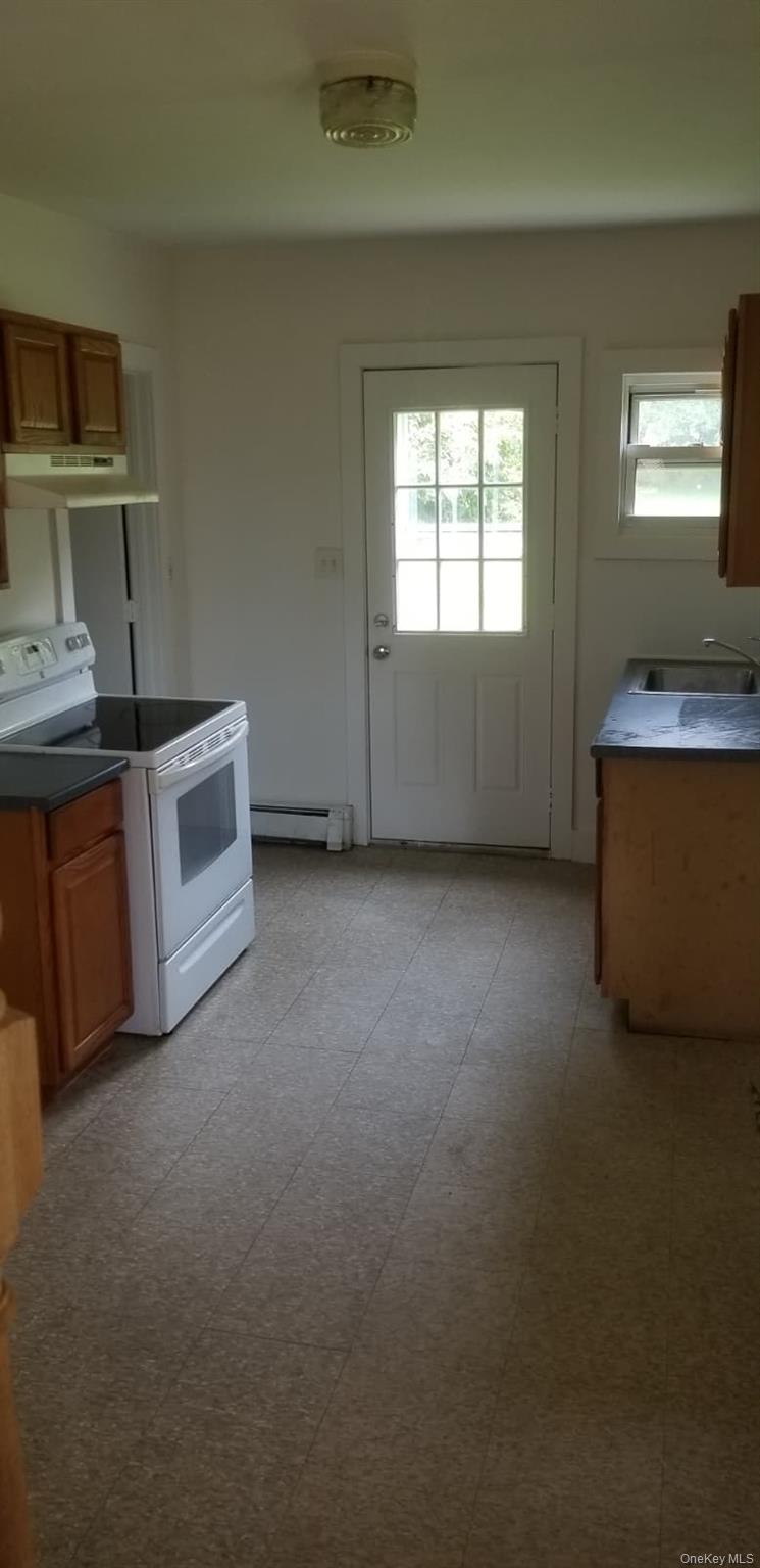 6 Broadhead Street Property Photo 5