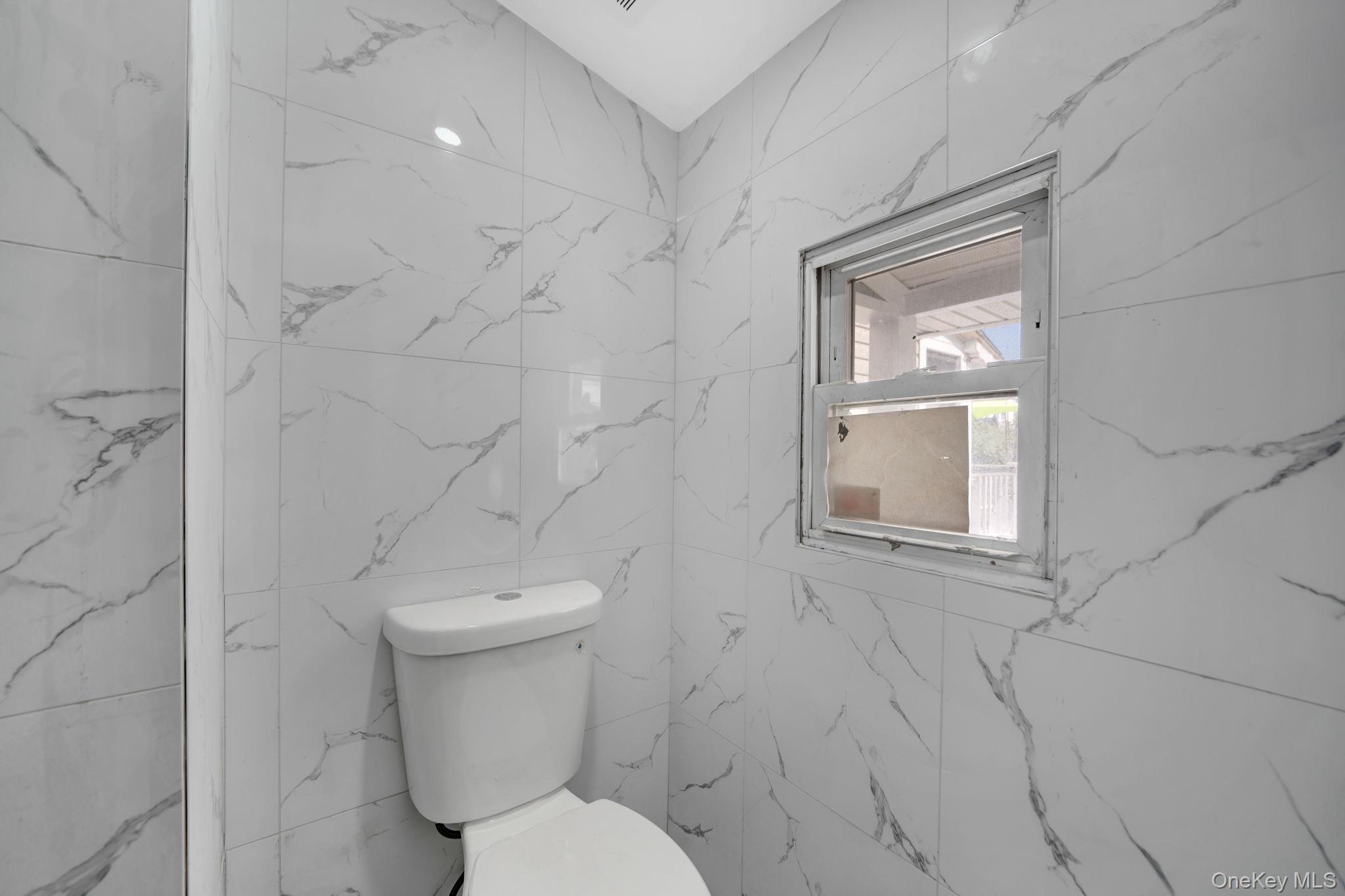 3004 La Salle Avenue Property Photo 11