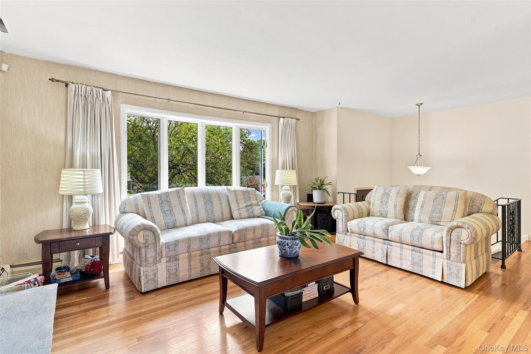 16 Cromwell Drive Property Photo 9