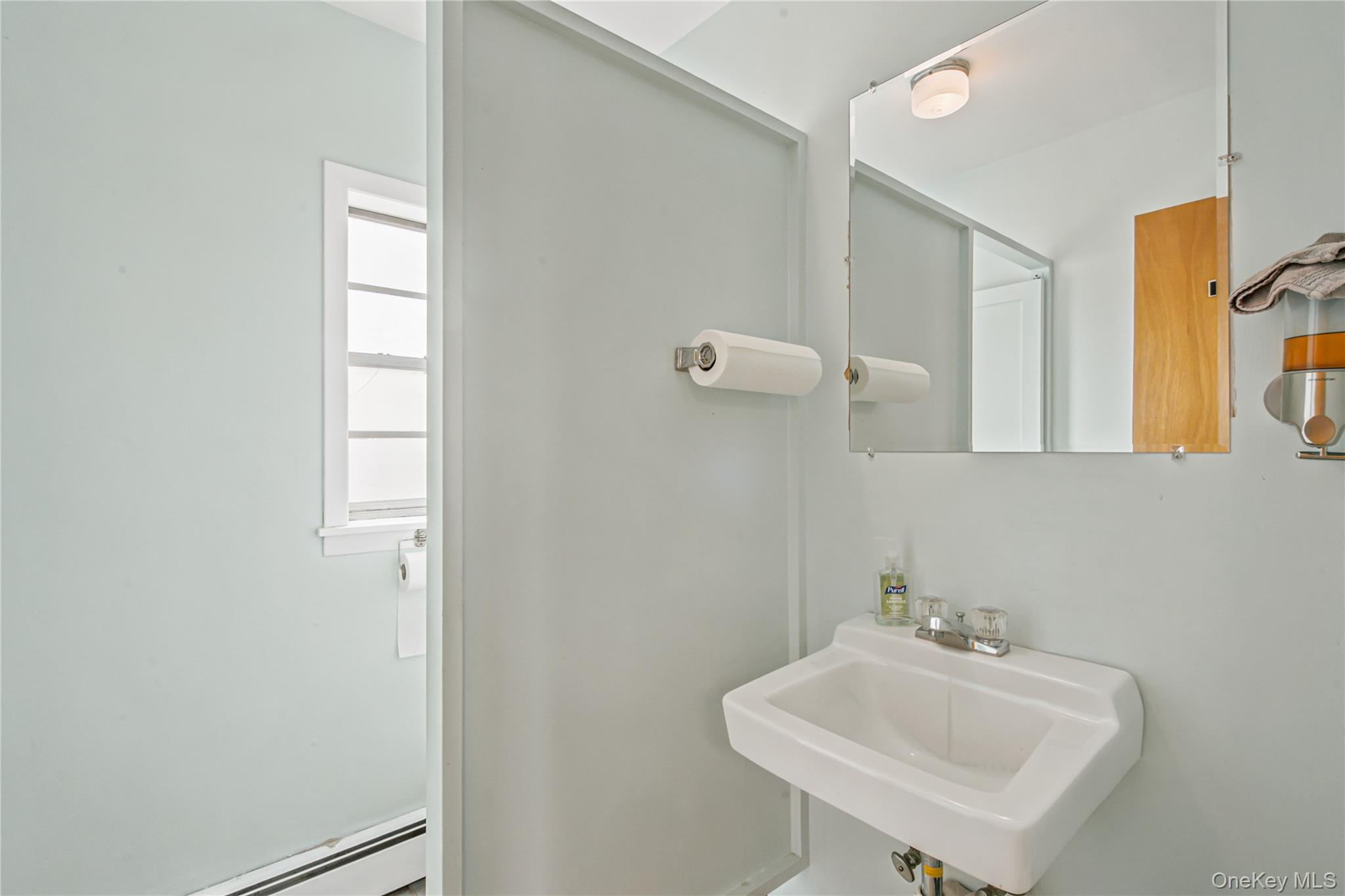 152 Railroad Street Property Photo 34