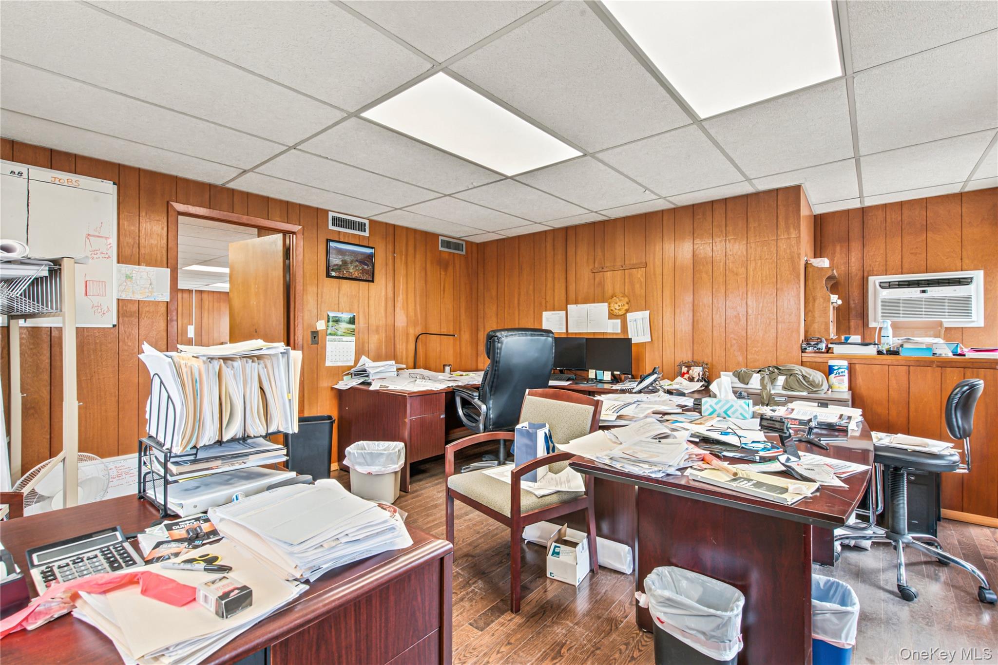 152 Railroad Street Property Photo 37