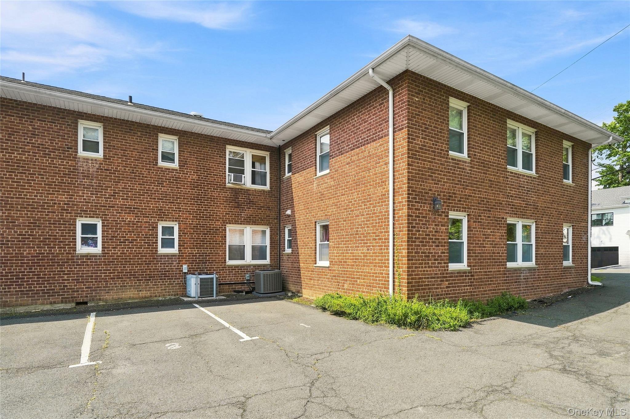 184 Purchase Street 1-1 Property Photo 19