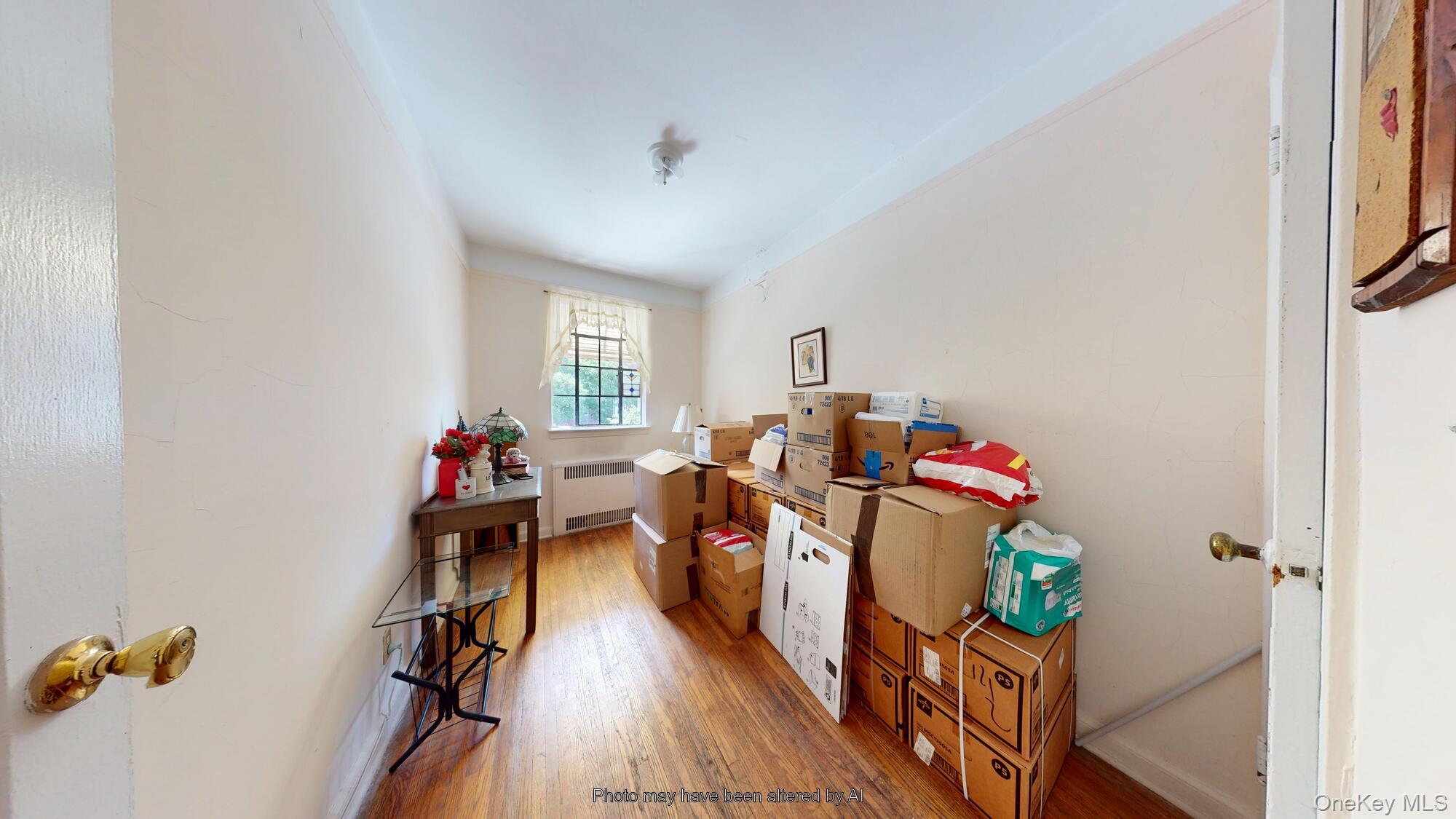 121 E 2nd Street Property Photo 21