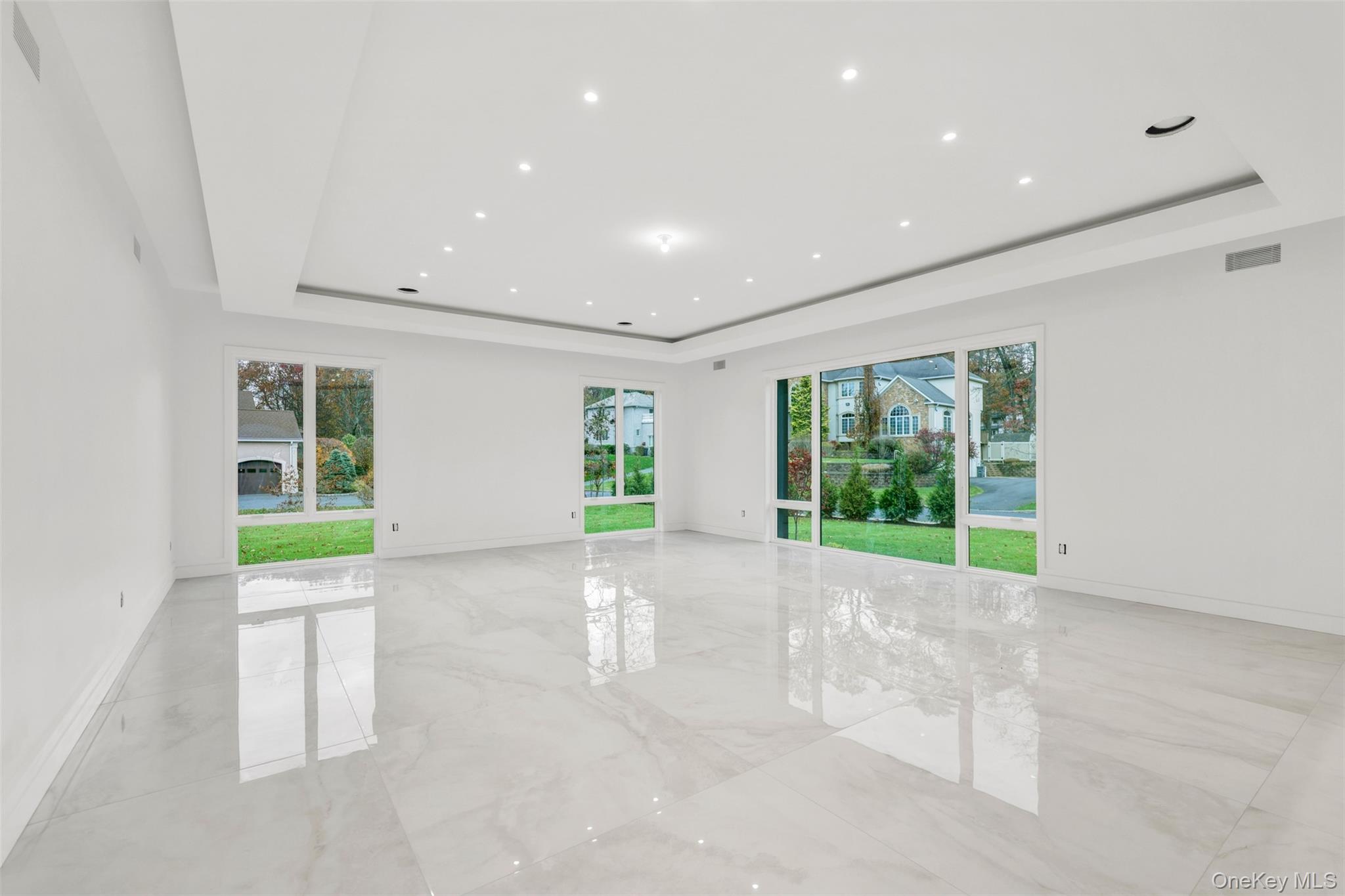 17 Wallenberg Circle Property Photo 5