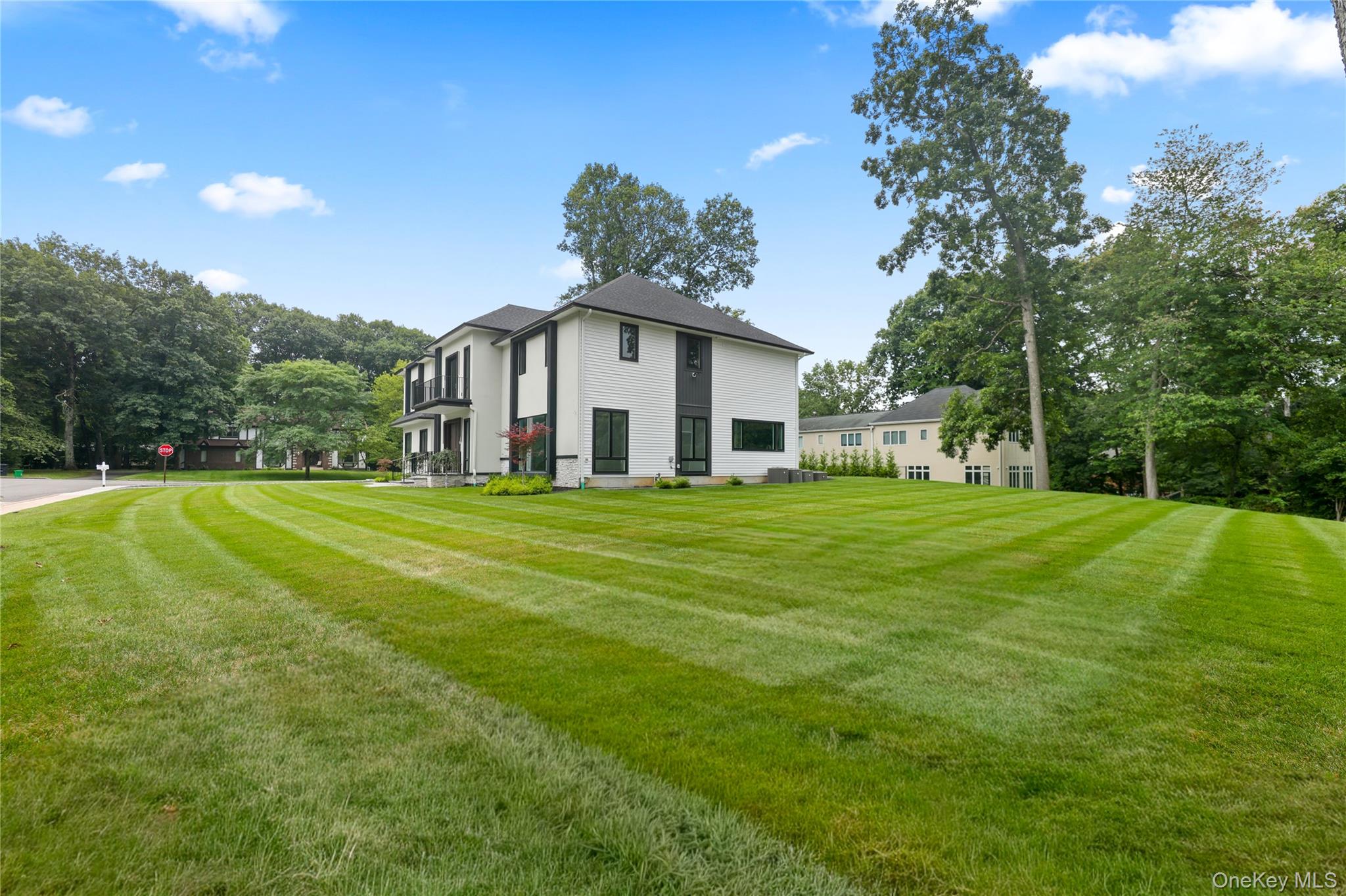 17 Wallenberg Circle Property Photo 44