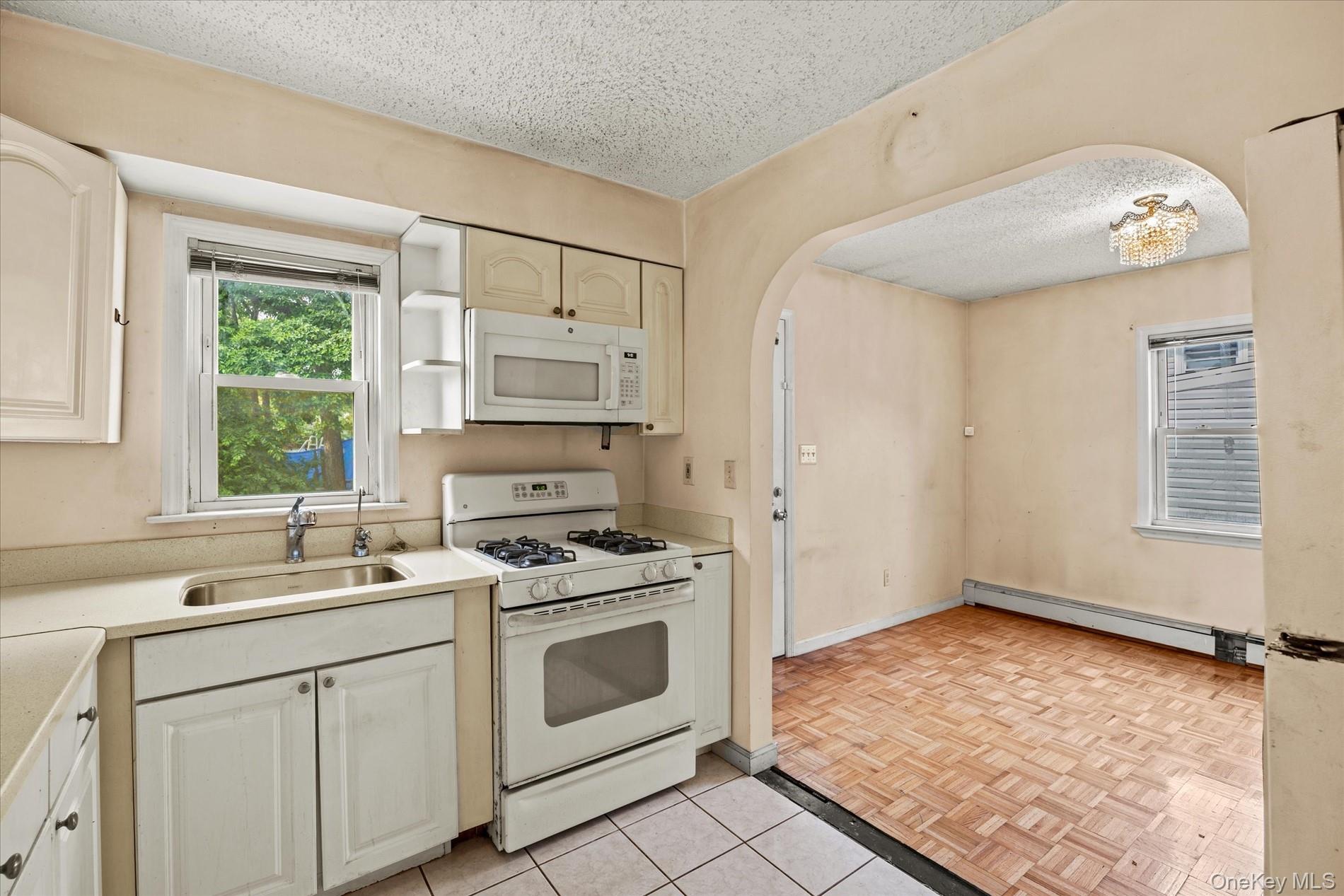 1037 Broadway Property Photo 13