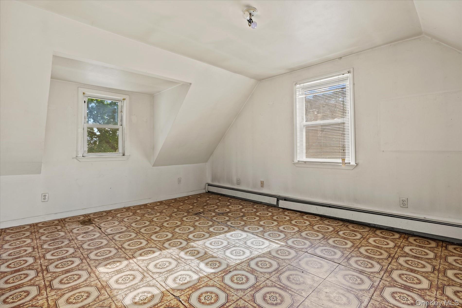 1037 Broadway Property Photo 22