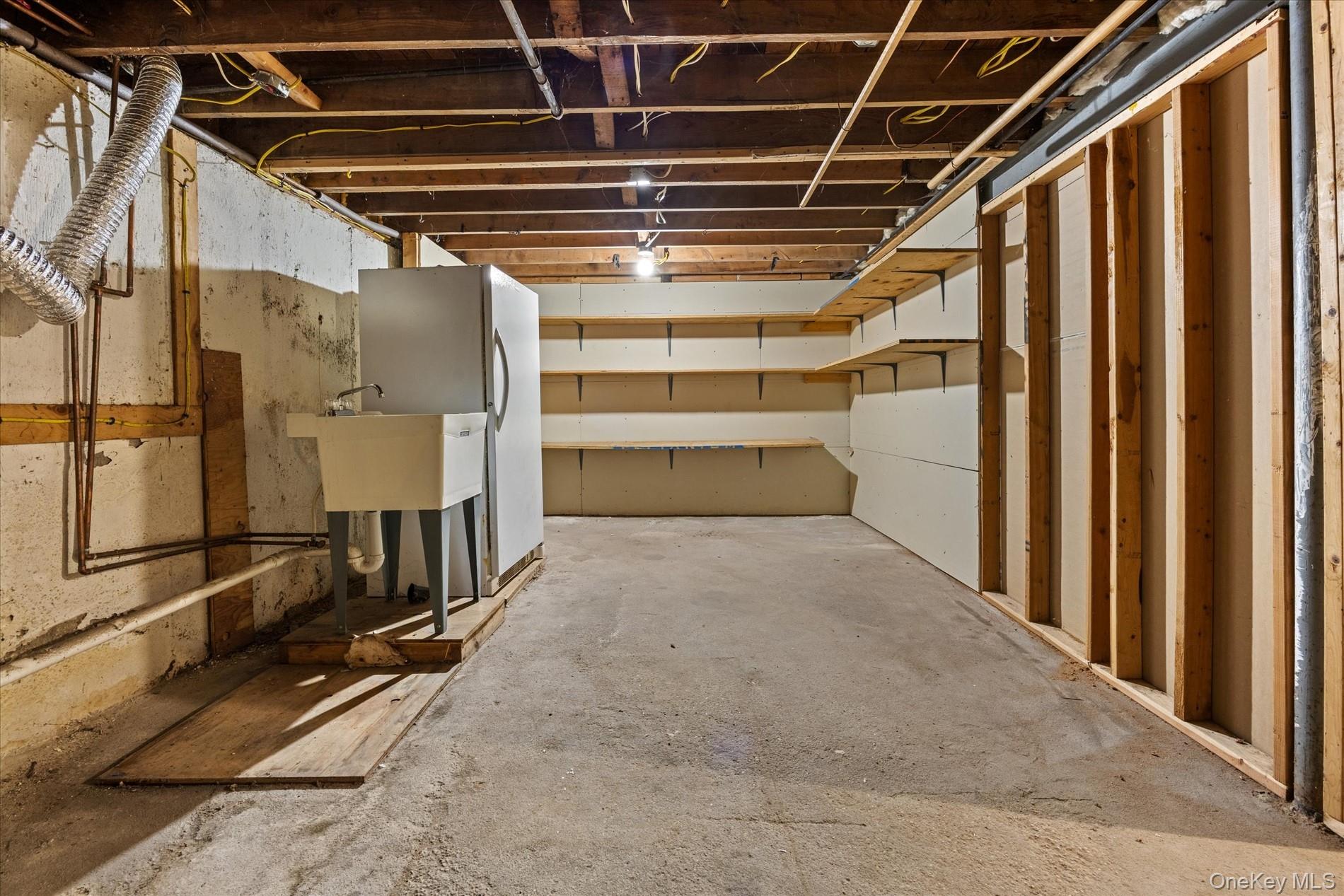 1037 Broadway Property Photo 28
