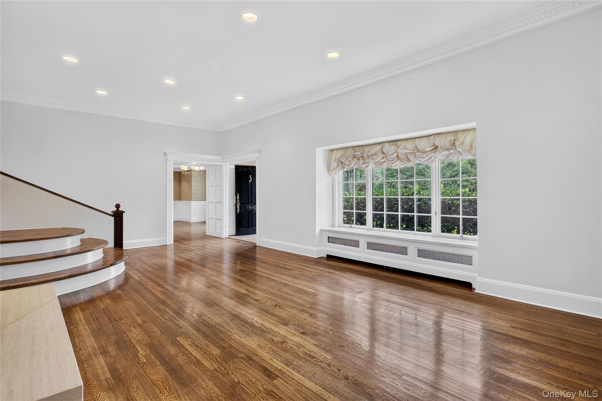 20 Earle Place Property Photo 4