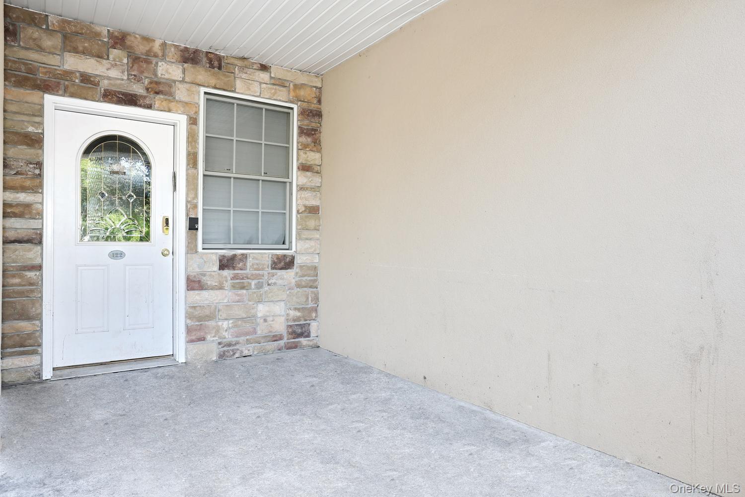 122 Bates Drive Property Photo 3
