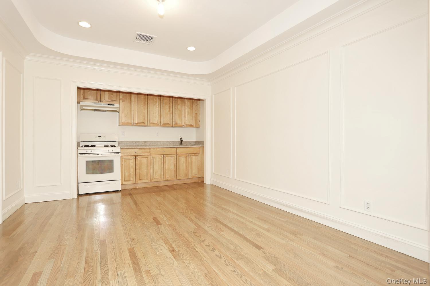 122 Bates Drive Property Photo 10