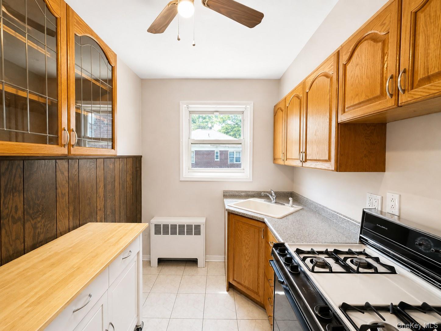 15-98 212 Street 276 Property Photo 7