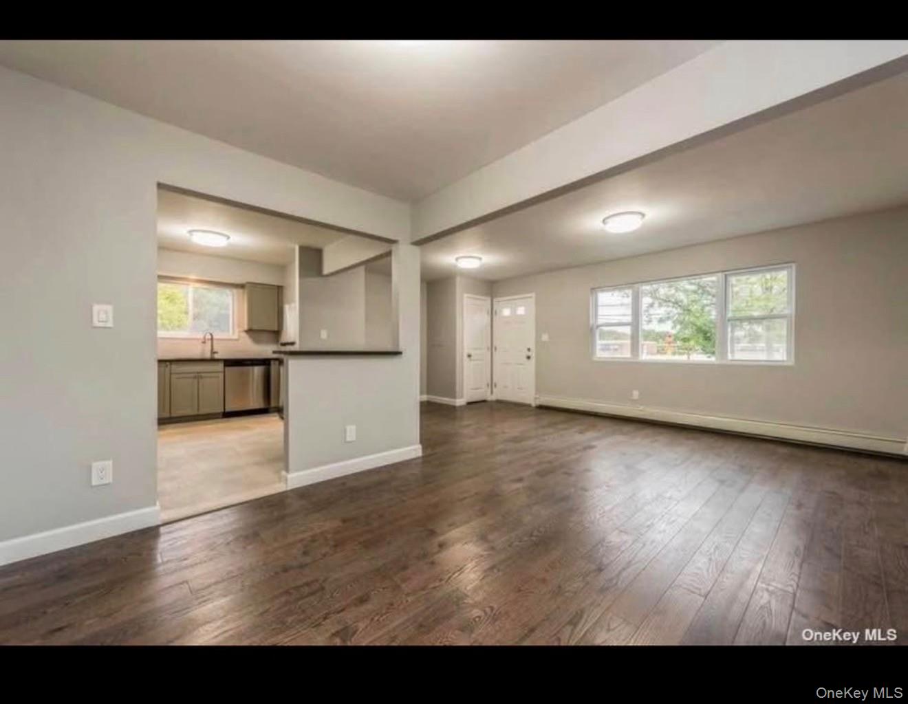 88 Ralph Avenue Property Photo 8