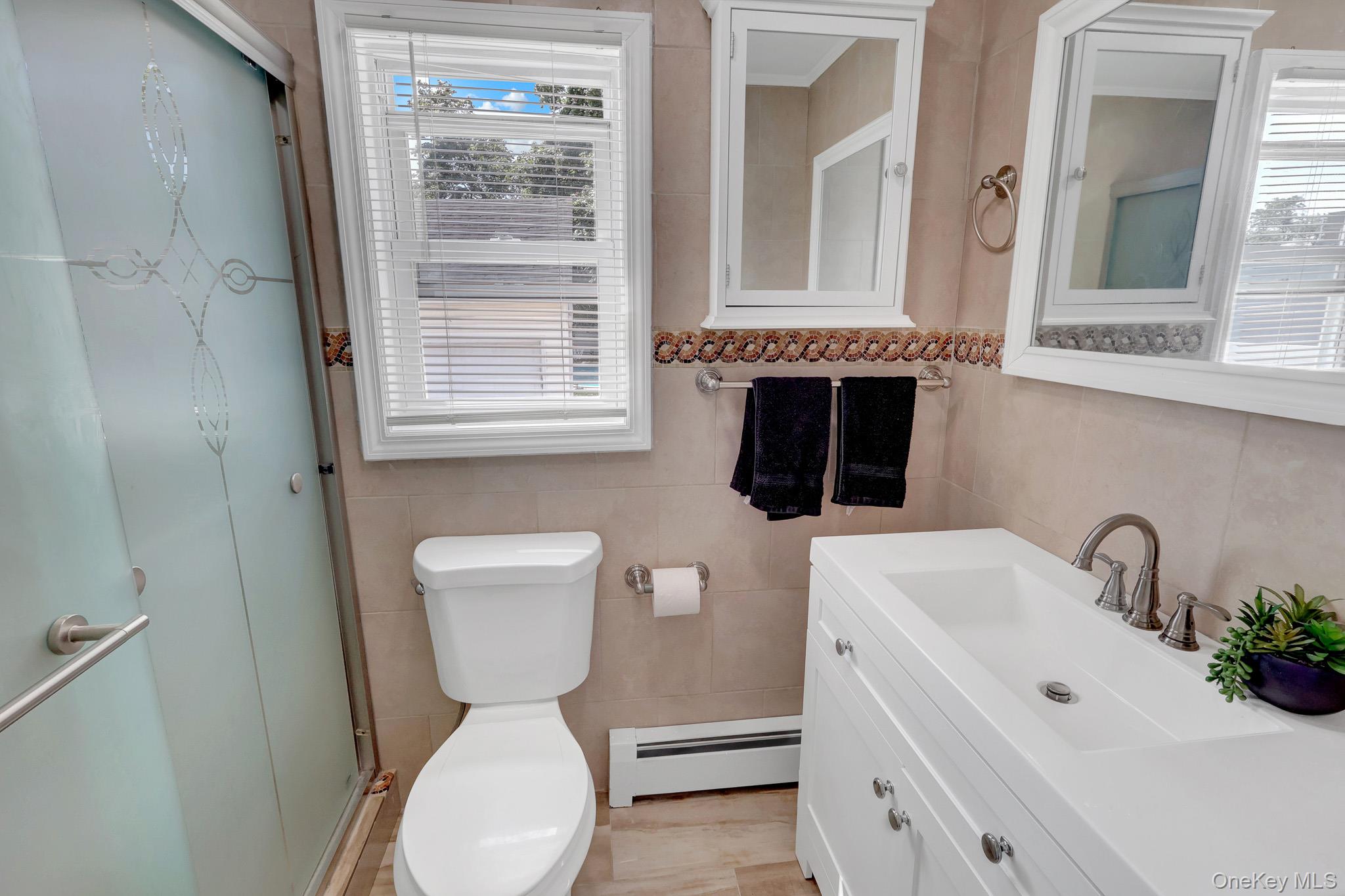 80 Noble Street Property Photo 6