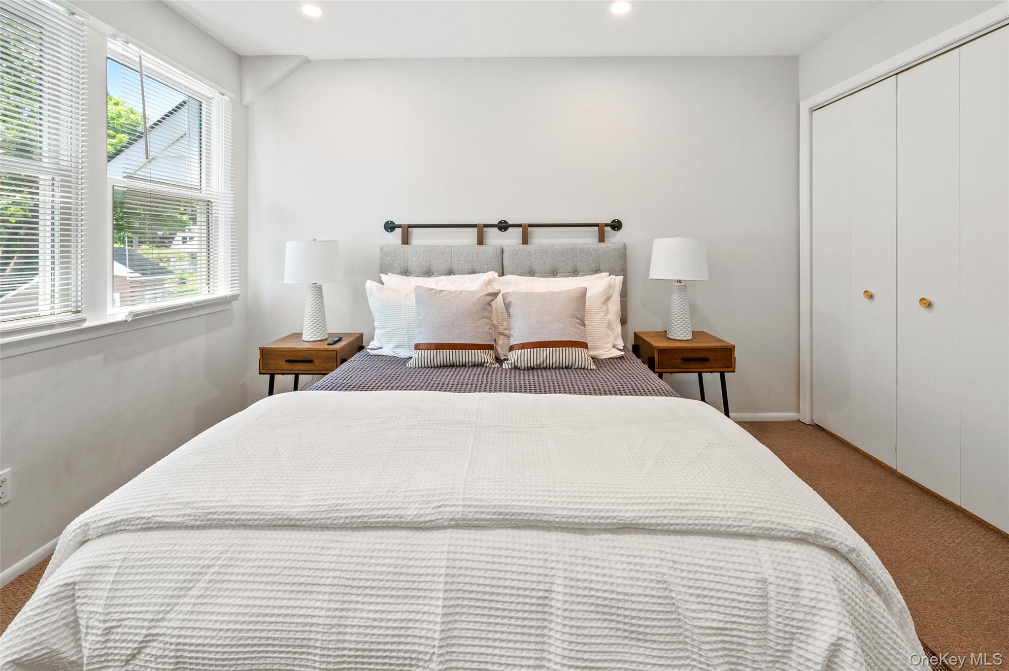 49 Canoe Place Property Photo 19