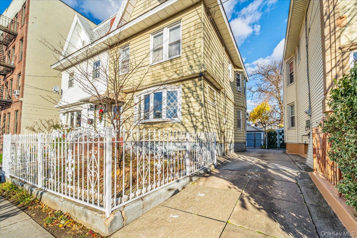 87-63 108th Street Property Photo 2