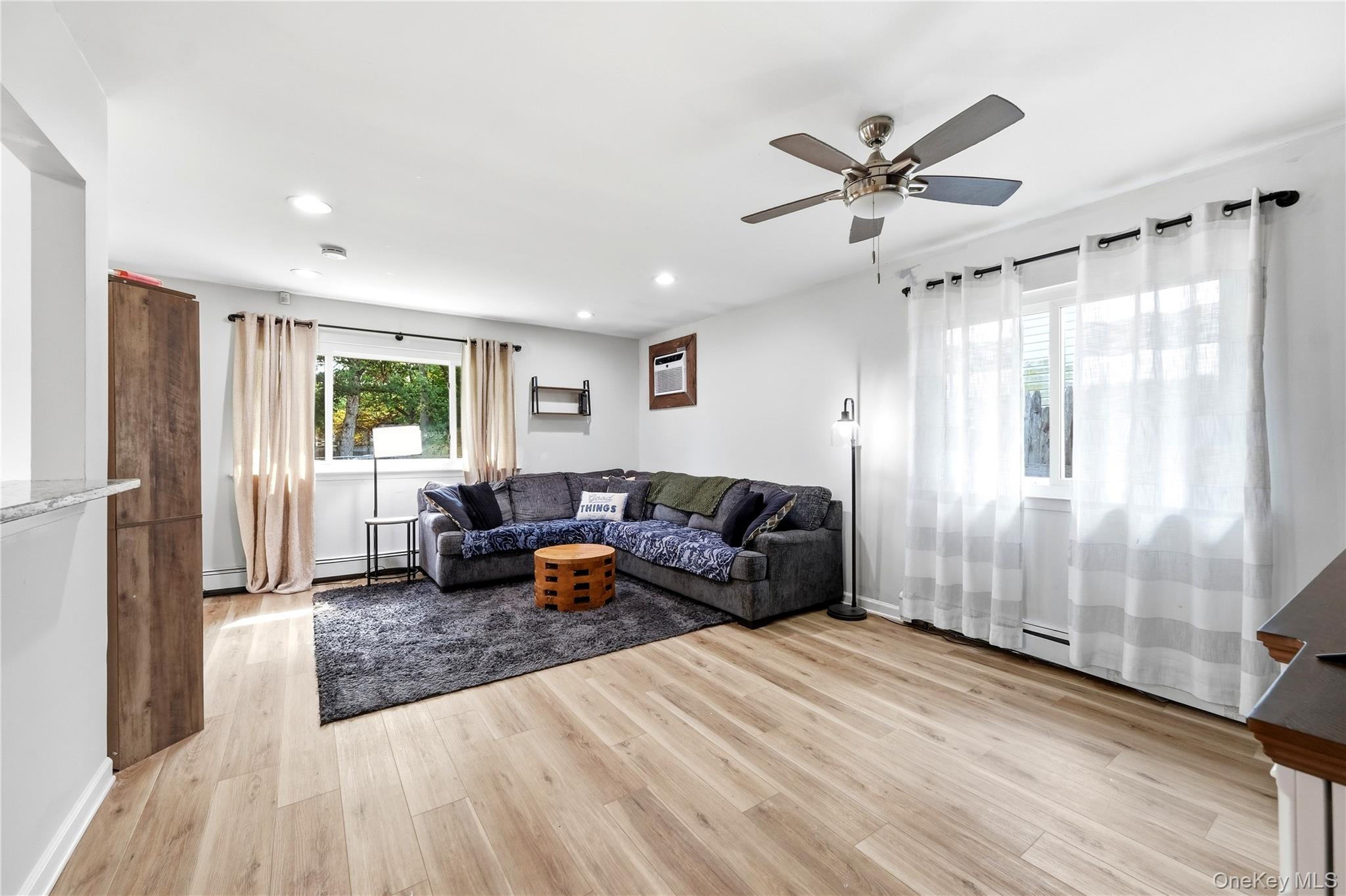 8 Roberts Street Property Photo 6