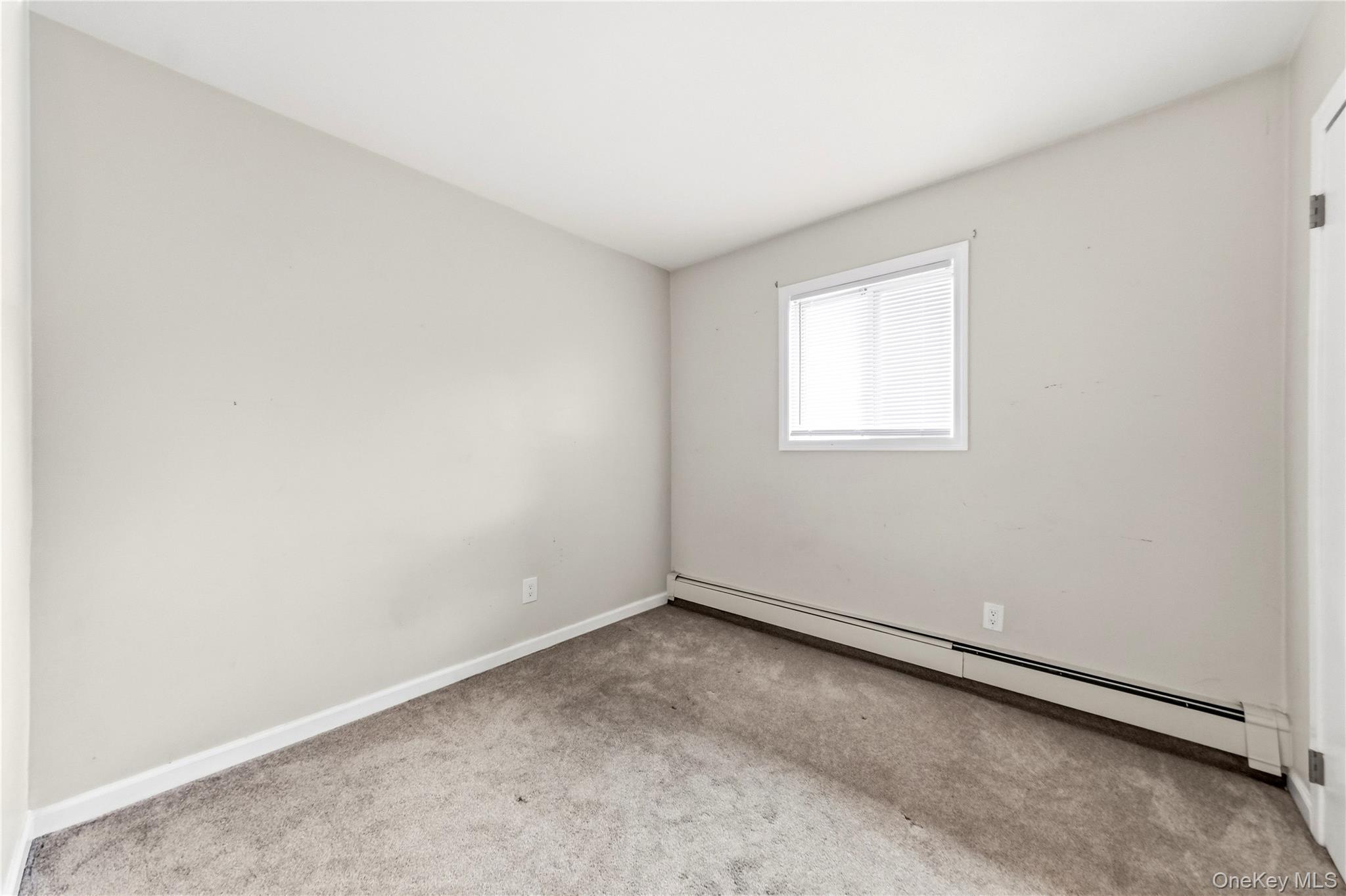 8 Roberts Street Property Photo 15