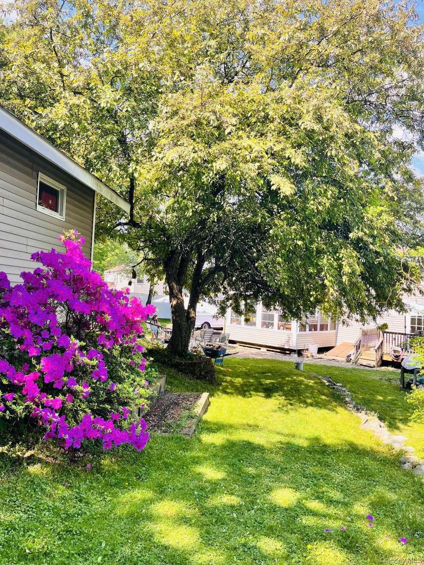 20 Neversink Drive Property Photo 3