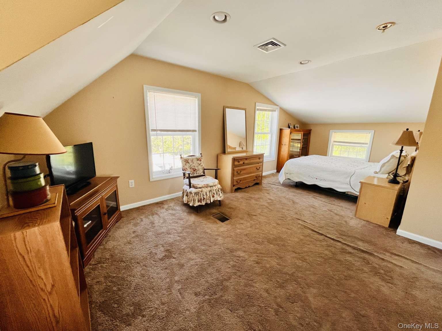 20 Neversink Drive Property Photo 19