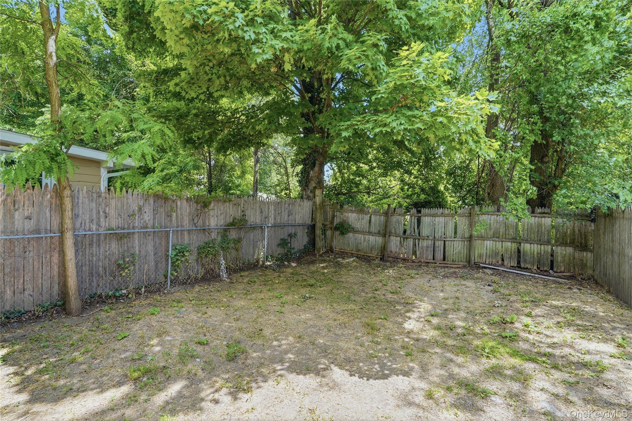 70 Van Deusen Street Property Photo 19