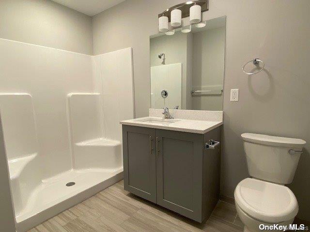 221 Eastview Drive 16 Property Photo 6