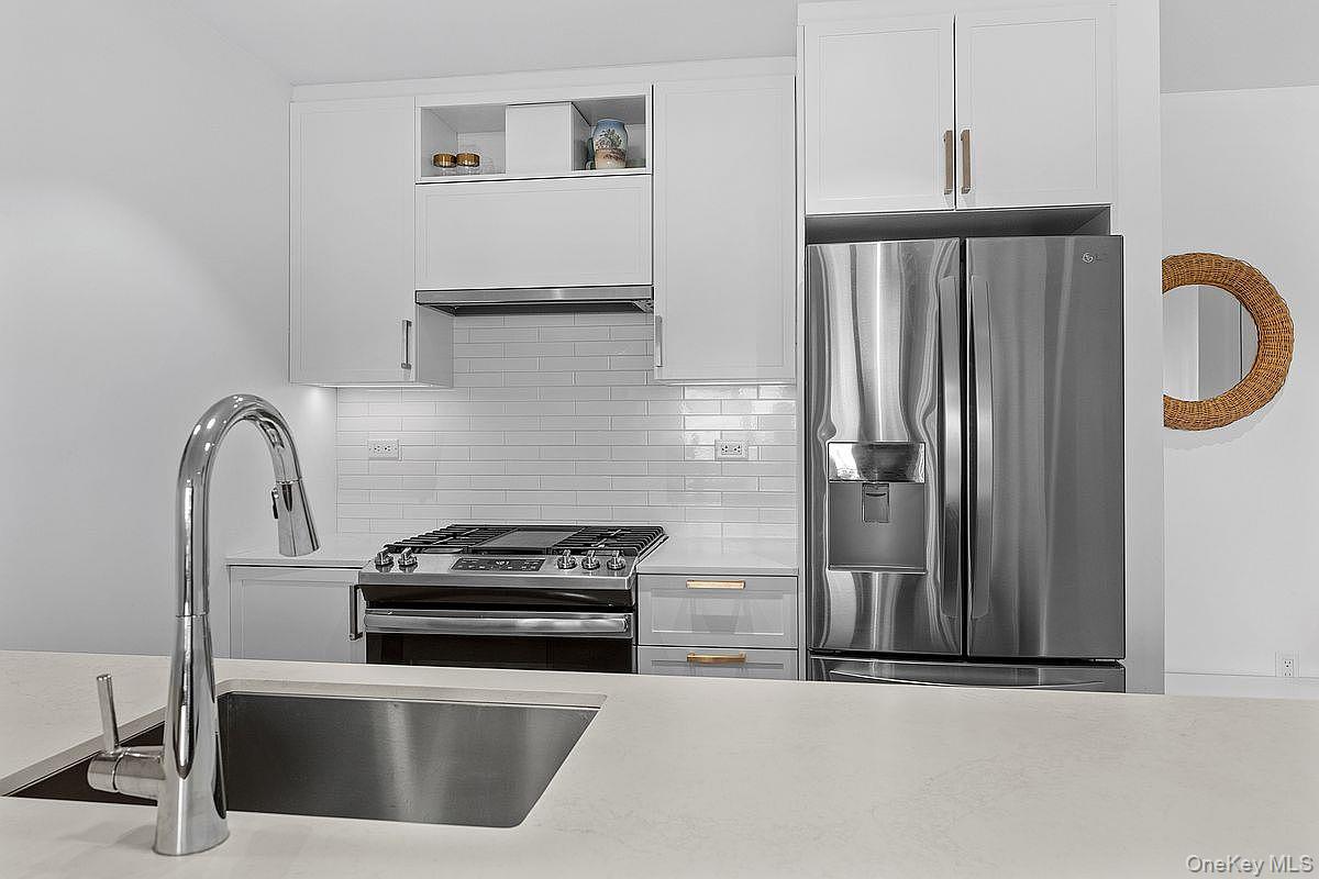 133 Beach 116th Street 2a Property Photo 17