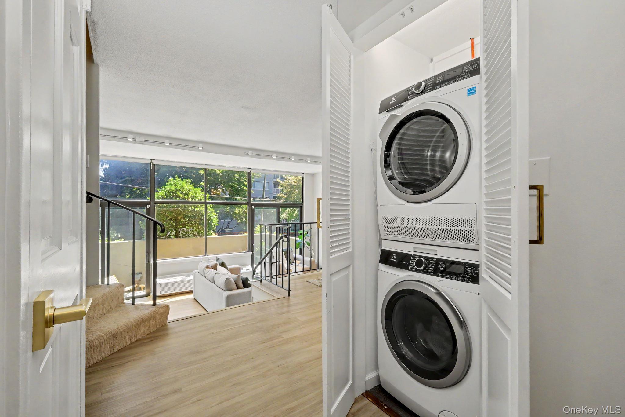 15 Stewart Place 1s Property Photo 5