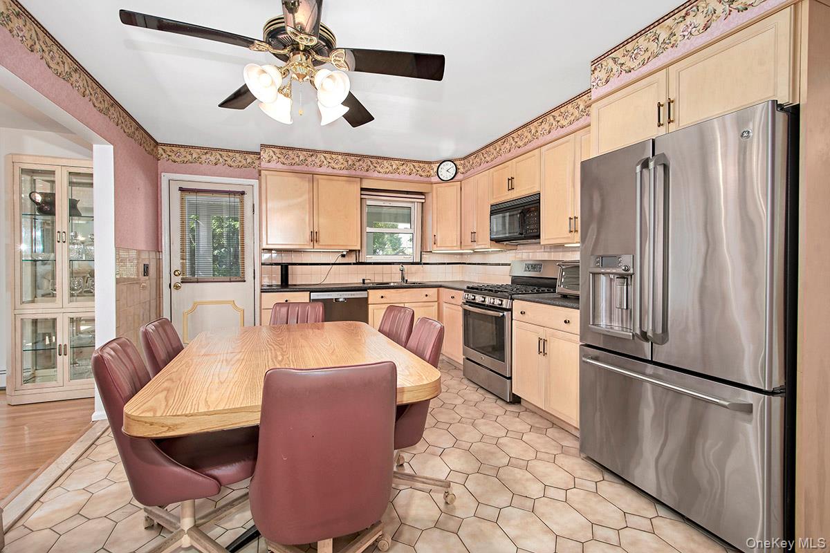 28 Beechwood Avenue Property Photo 9