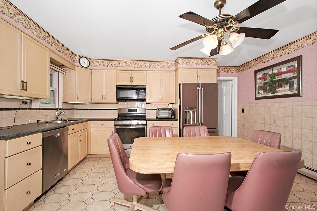 28 Beechwood Avenue Property Photo 11