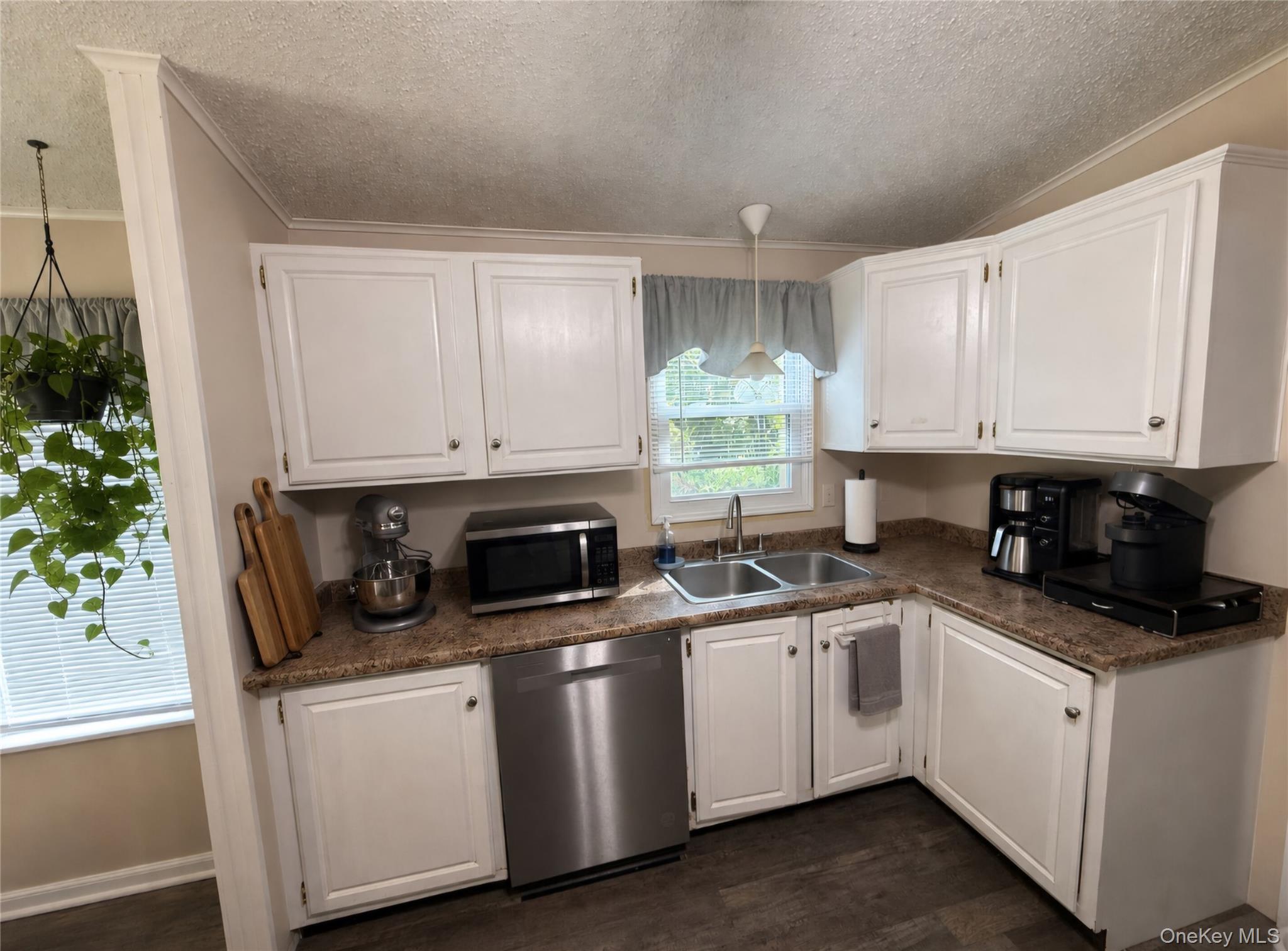 39 Depew Park Property Photo 7