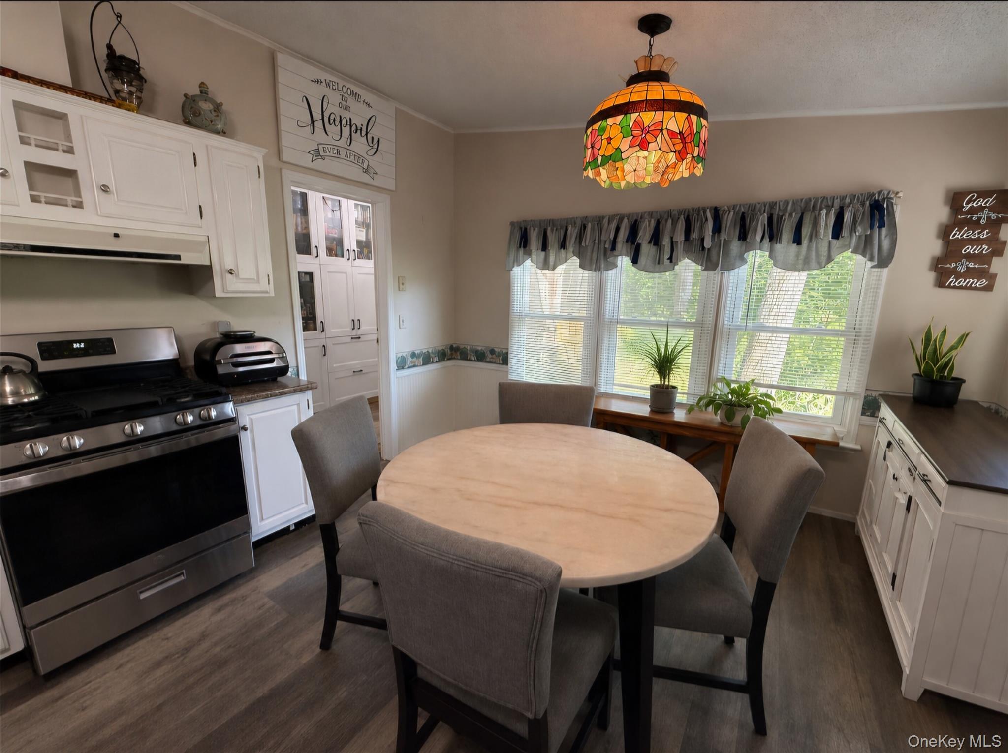 39 Depew Park Property Photo 8