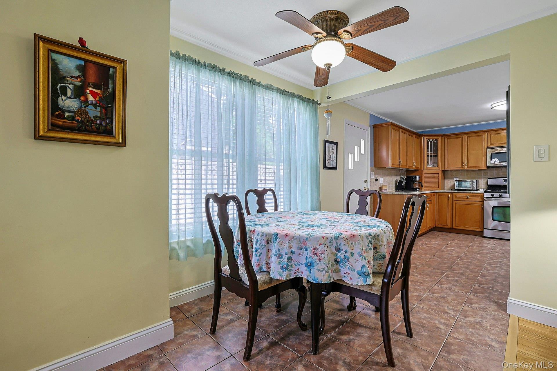 157 Whitman Road Property Photo 6