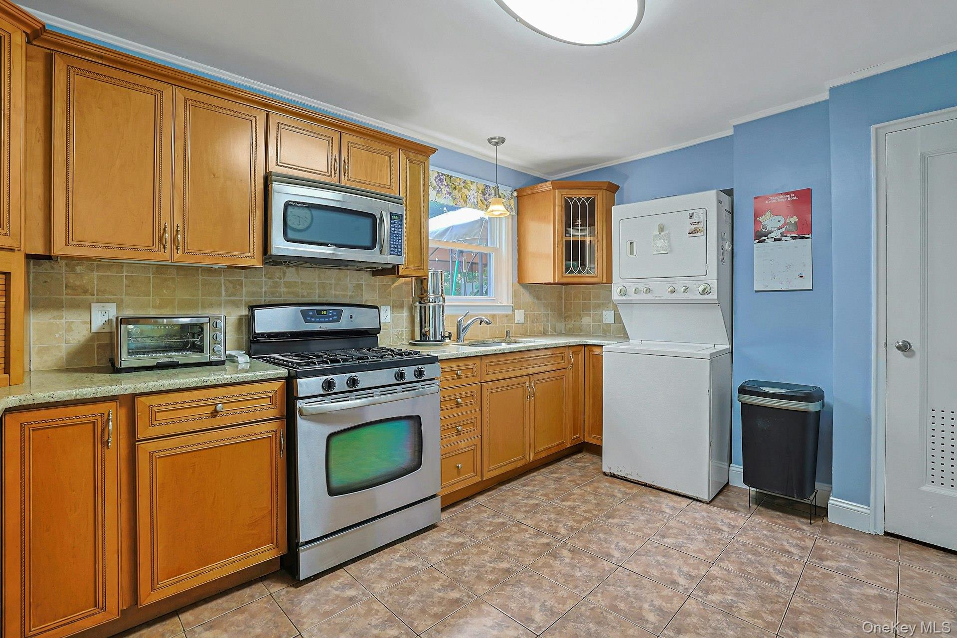157 Whitman Road Property Photo 9