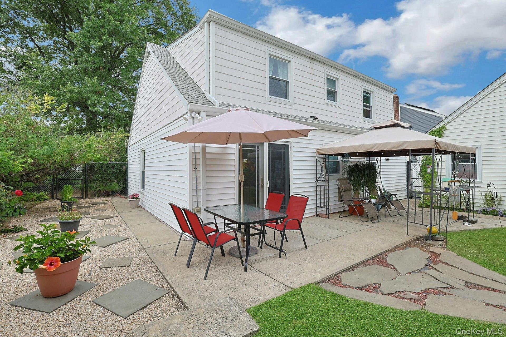 157 Whitman Road Property Photo 23