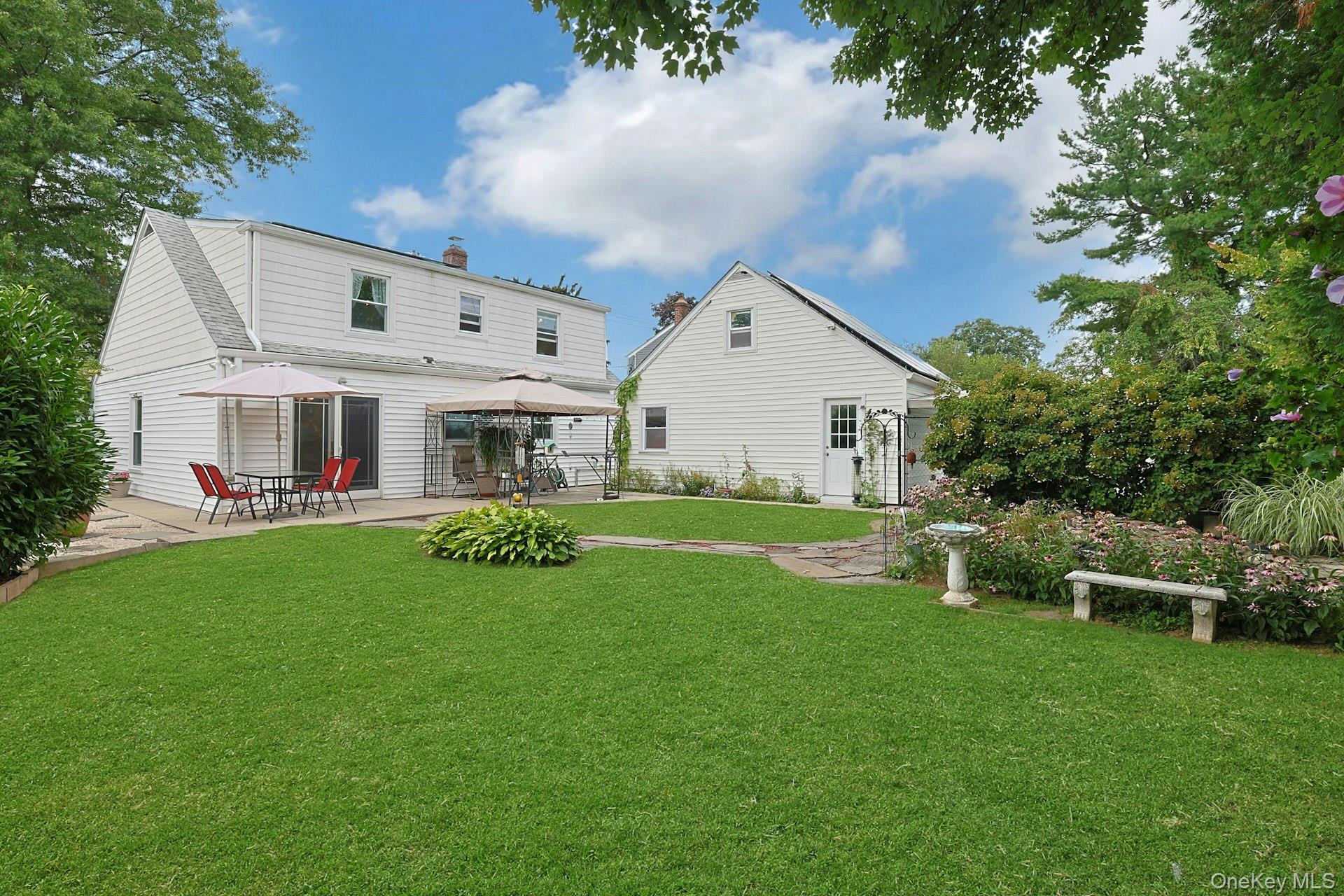 157 Whitman Road Property Photo 24