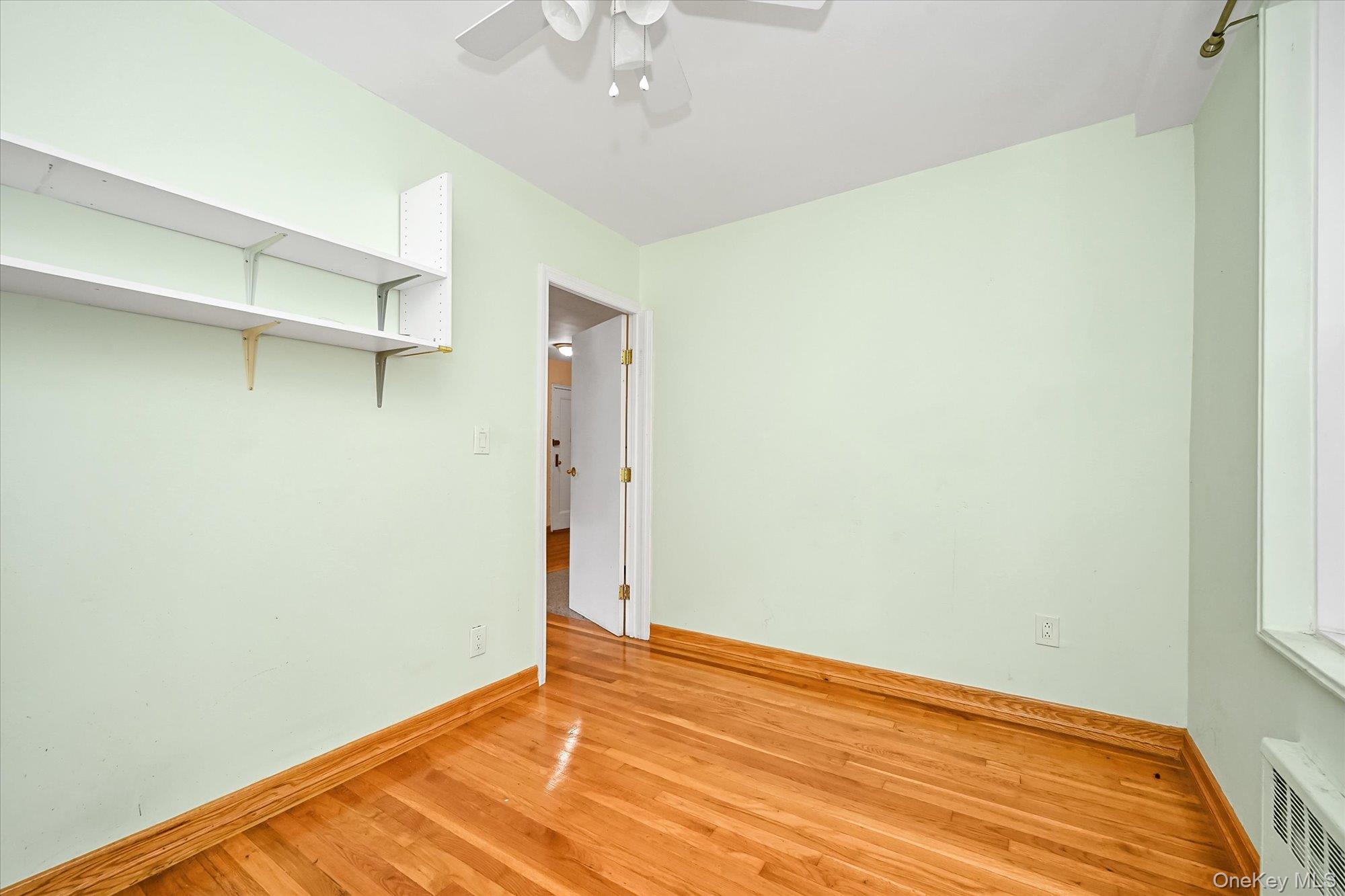 140-18 Burden Crescent 411 Property Photo 7