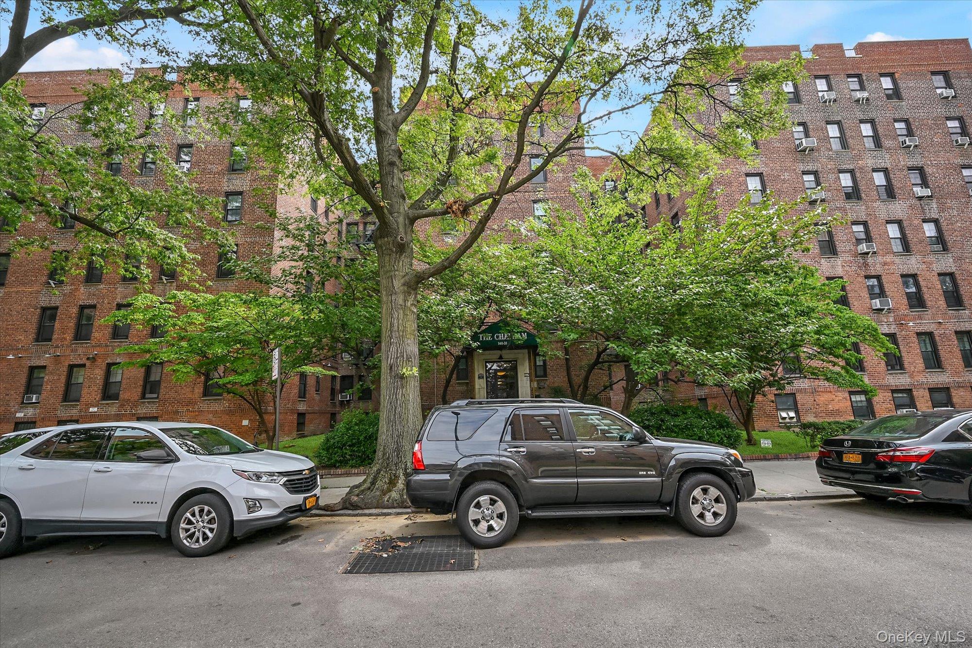 140-18 Burden Crescent 411 Property Photo 15