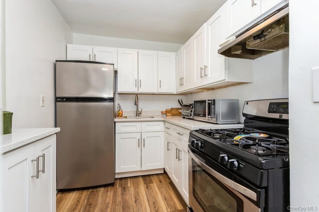 25 Franklin Avenue 2a Property Photo 10
