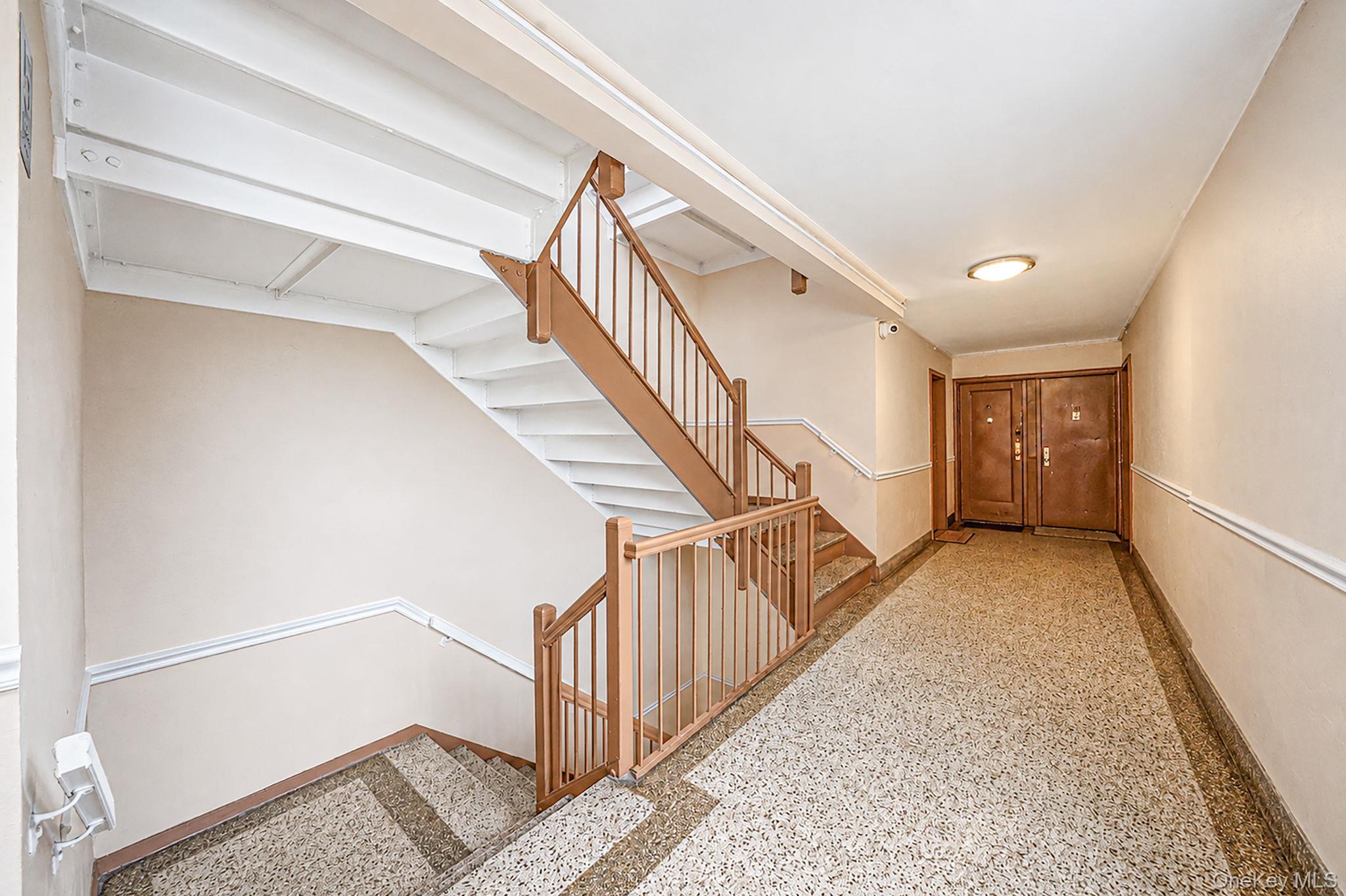 139-05 85 Drive 5e Property Photo 12