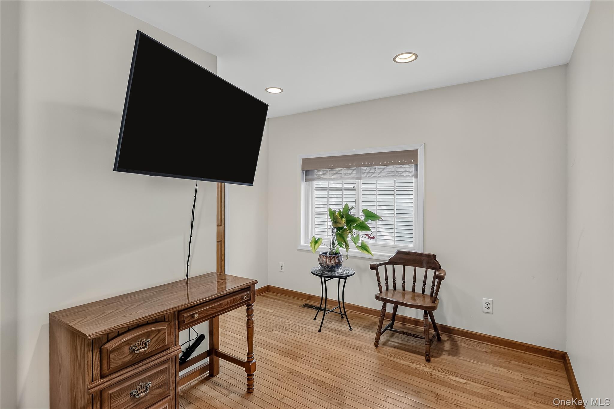 24 Quintard Drive Property Photo 14