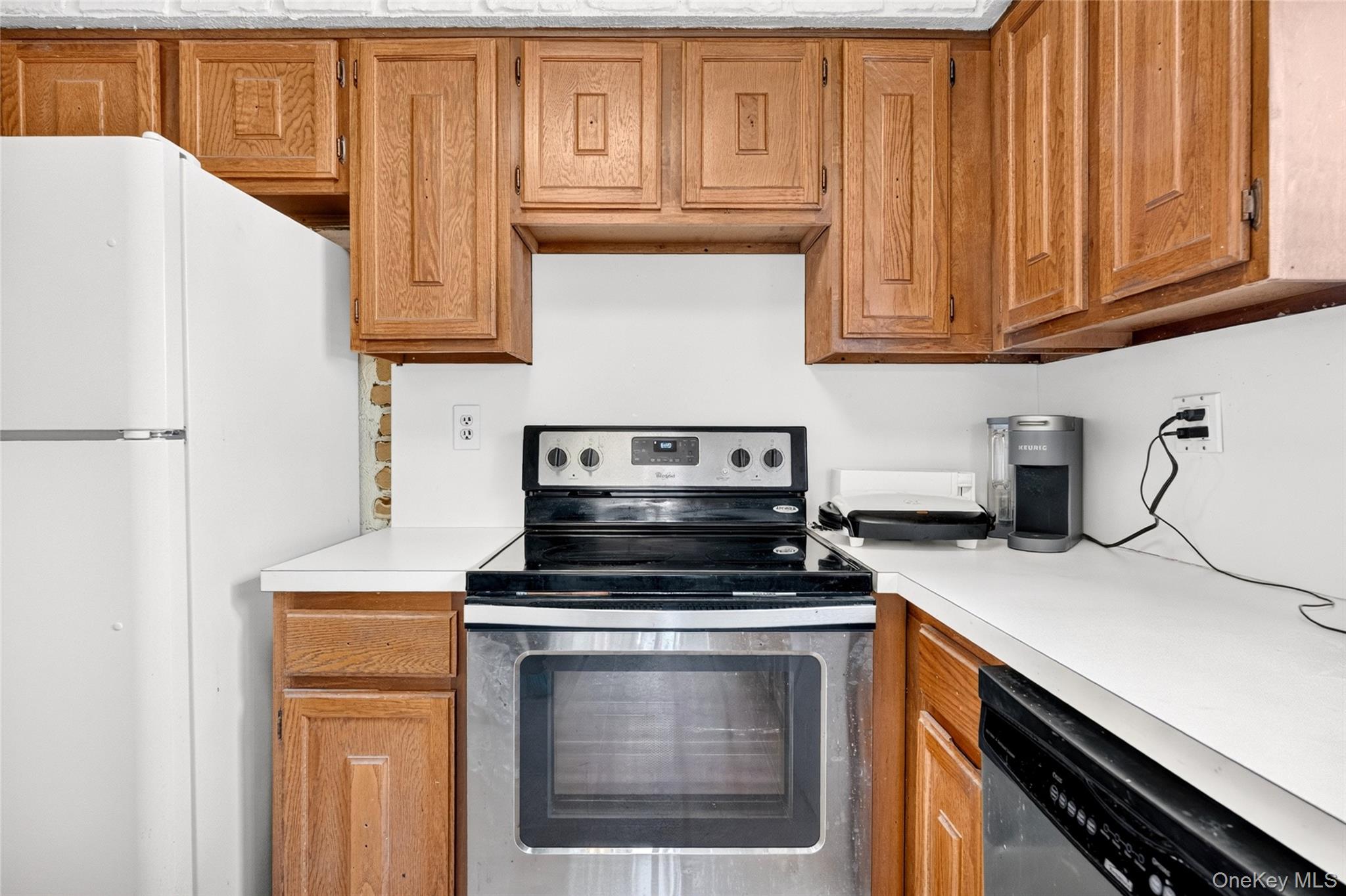 24 Richard Court Bldg 2 Property Photo 18
