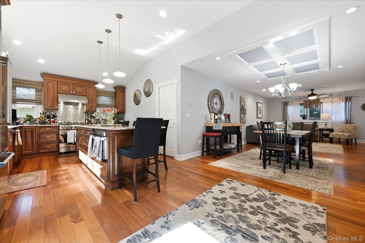 151 New York Avenue Property Photo 12