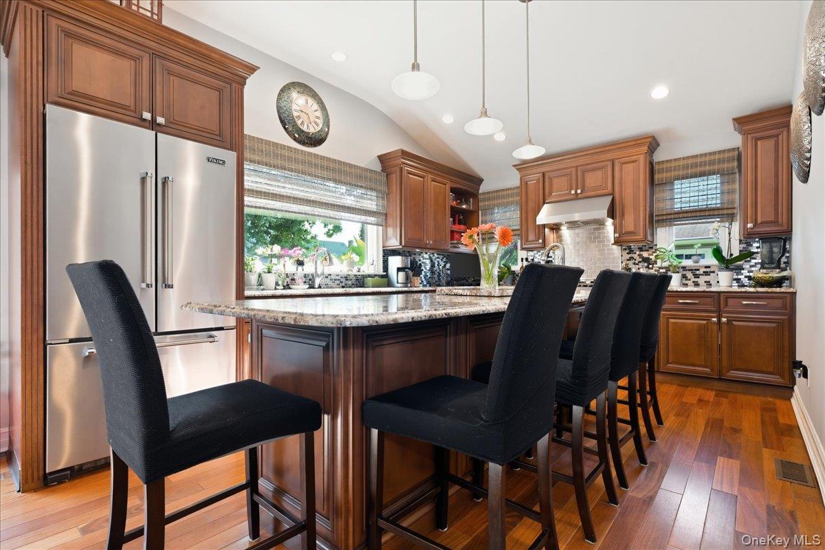151 New York Avenue Property Photo 13